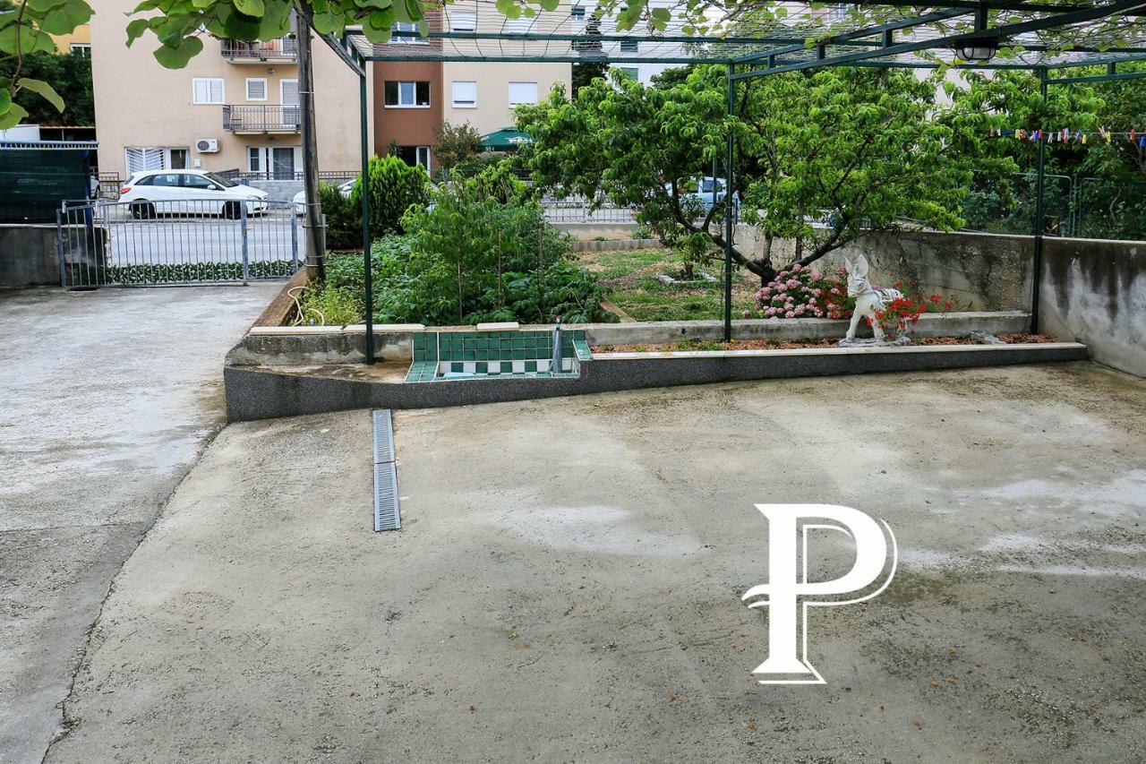 Anboan Appartement Split Buitenkant foto