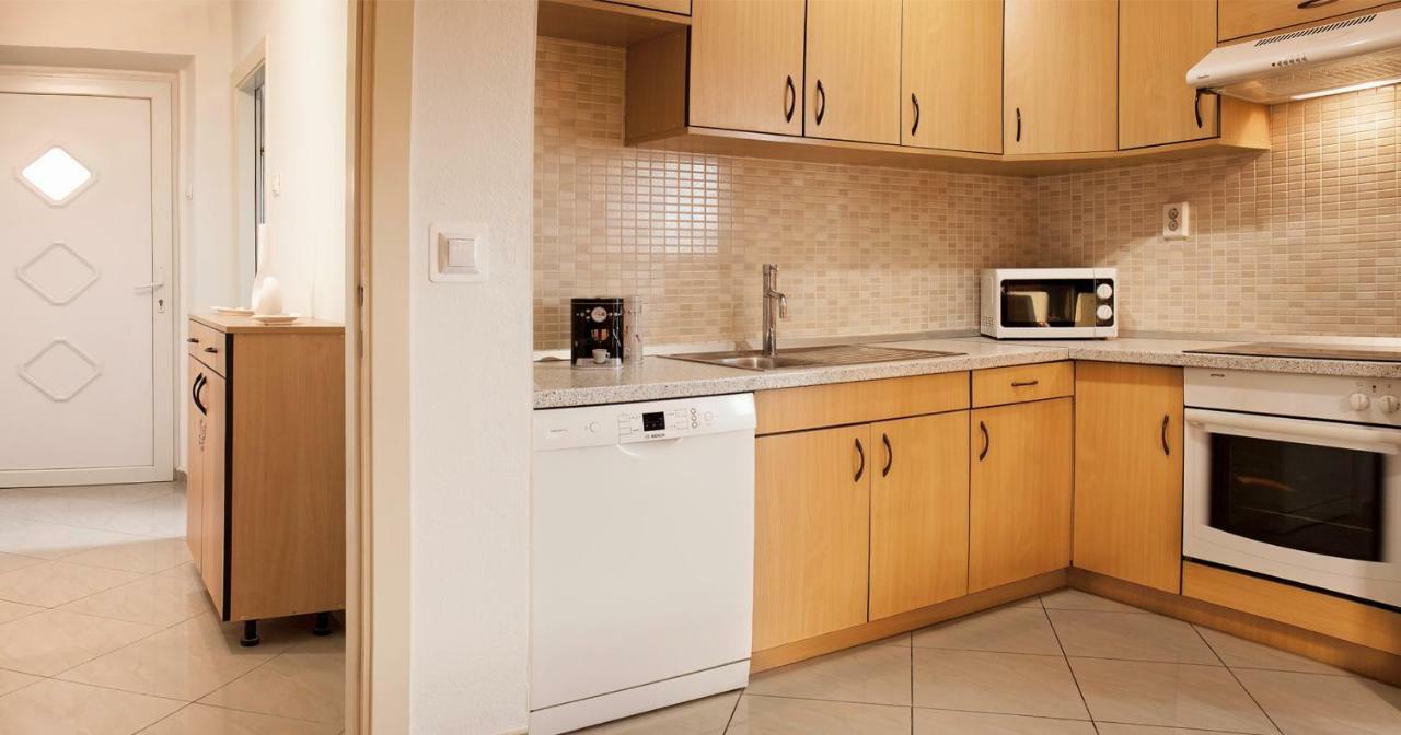 Anboan Appartement Split Buitenkant foto